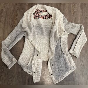 Anthropologie two toned knitted cardigan • size small